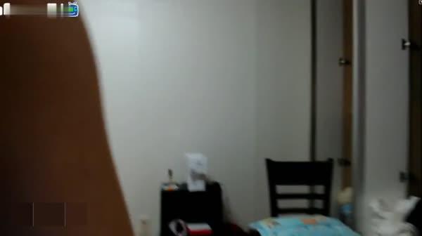 窥视afreeca知名主播忘关摄像头浴后全裸收拾居室-高清720P